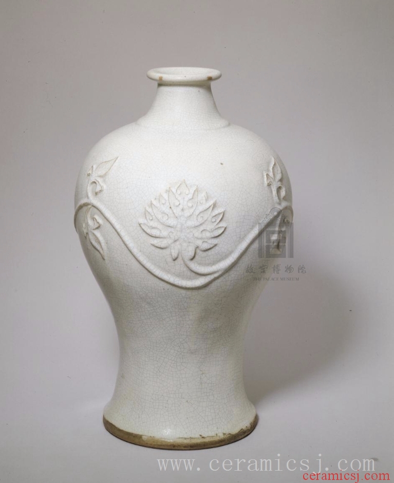 Kiln: Yixing kiln  Period: Ming dynasty (1368-1644)  Date: undated 
