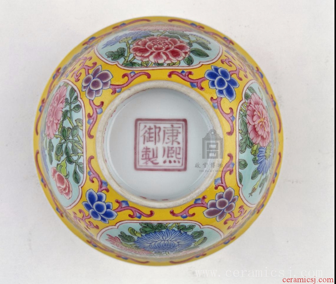 Period: Kangxi Period of Qing Dynasty 