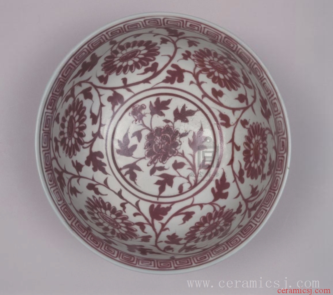 Period: Hongwu reign (1368-1398), Ming dynasty (1368-1644)  Glazetype: underglaze-red 