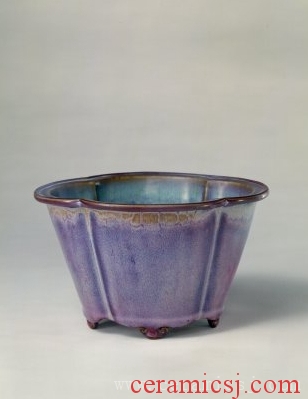 Kiln: Jun kilns  Period: Song dynasty (960-1279)  Glazetype: rose-purple glaze  Dimensions: height: 14.7 cm, mouth diameter: 23.3-18.6 cm, foot Length: 8 cm 
