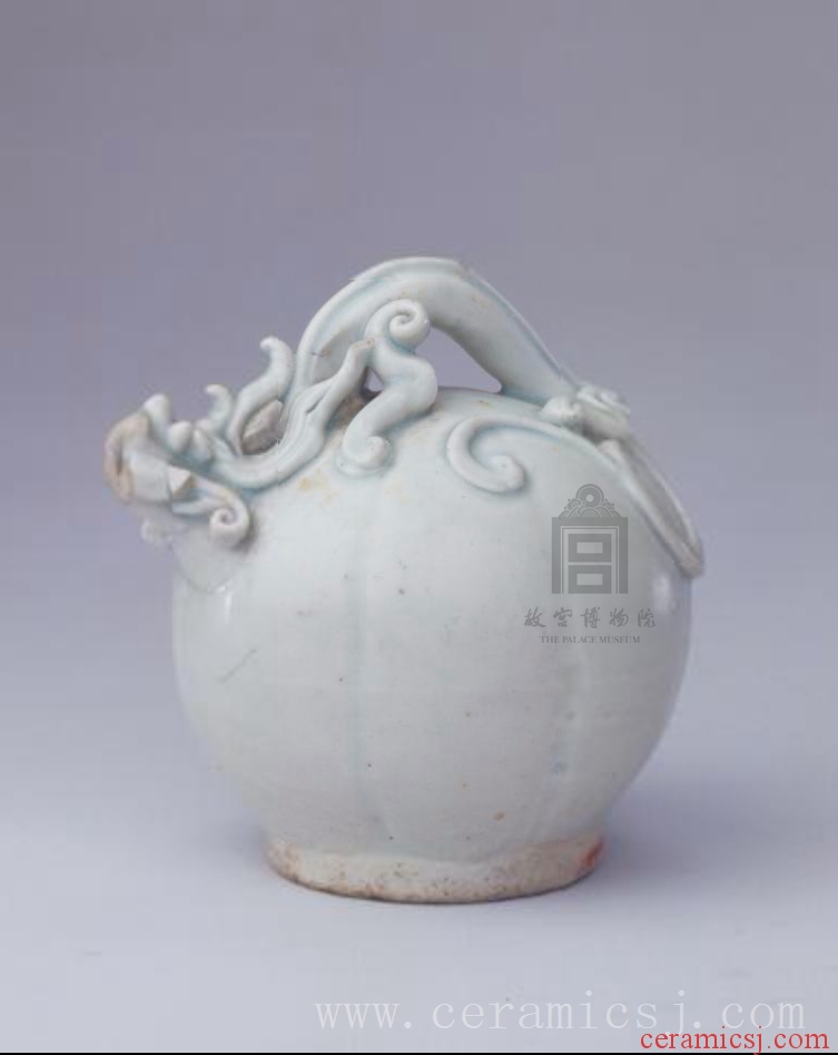Kiln: Jingdezhen kiln  Period: Song dynasty (960-1279)  Origin: Jingdezhen, Jiangxi province 