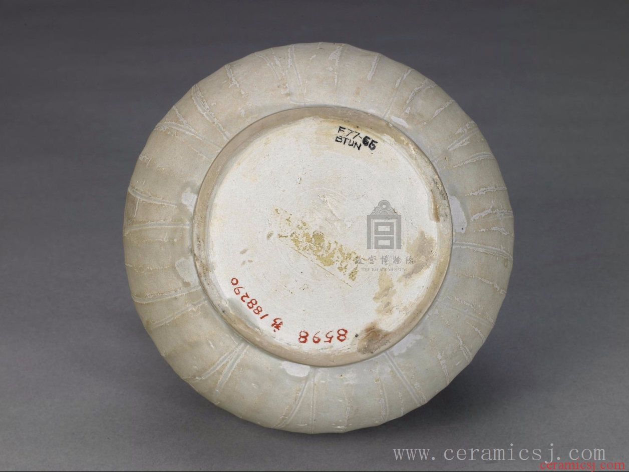 Kiln: Xicun kiln  Period: Song dynasty (960-1279)  Origin: Guangzhou, Guangdong province 