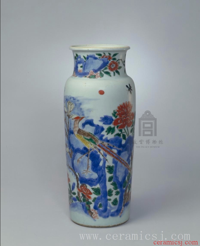 Period: Shunzhi reign (1644-1661), Qing dynasty (1644-1911)  Glazetype: blue-and-white 