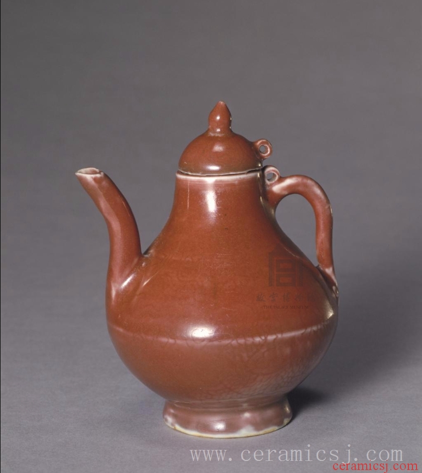 Kiln: Jingdezhen kilns  Period: Yuan dynasty (1271-1368)  Glazetype: red glaze 