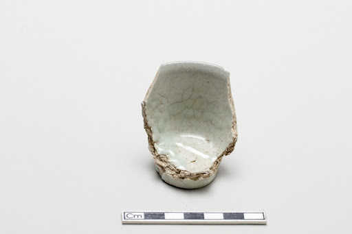 Small cup (guinomi), base and lip fragment