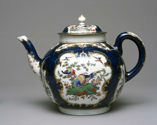 Punch Pot and Cover - Worcester Porcelain Manufactory