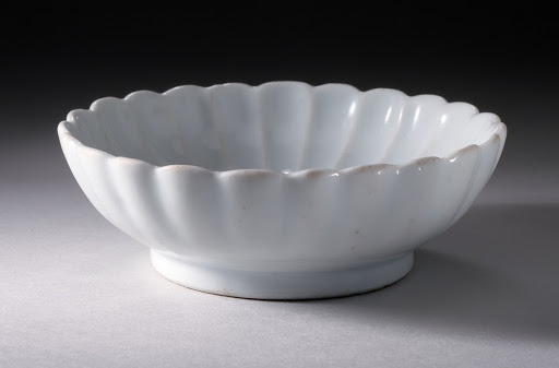 Dish in the Form of a Chrysanthemum - Unknown