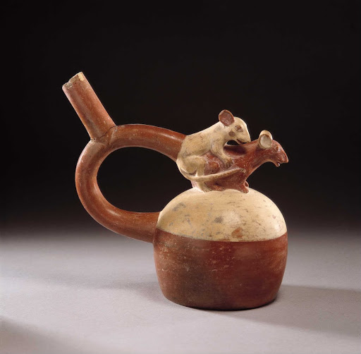 Sculptural ceramic ceremonial vessel that represents coupling of mice ML004391 - Moche style