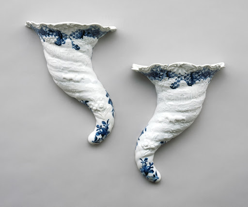 Pair of Wall Pockets - Worcester Porcelain Manufactory