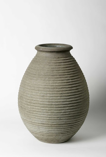 Grooved Vase - Dagmar, countess of Baudissin