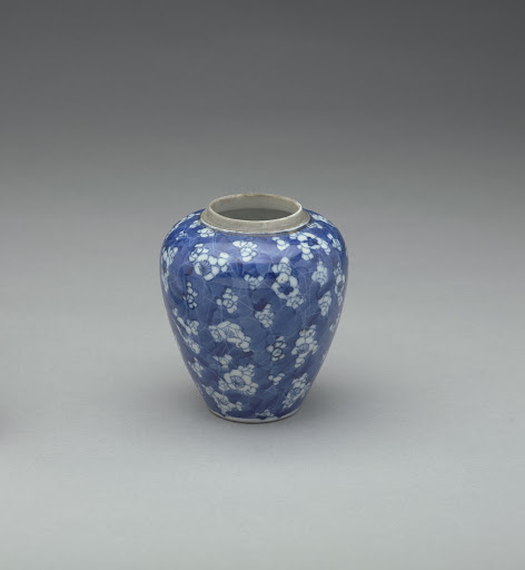Jar with plum pattern in cobalt