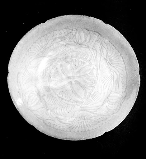Bowl with foliate rim and incised decoration