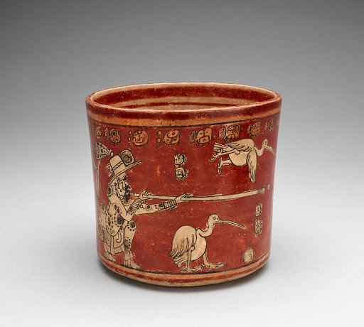 Vase with Hunters and Waterbirds - Maya