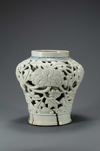 Vase, White Porcelain with an Openwork Peony Scroll Design - Unknown
