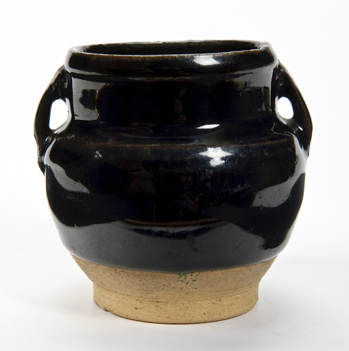 Two-handled pot