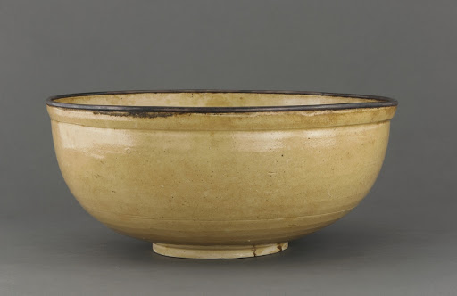 Bowl with incised design of fish and waves, Ding-type ware
