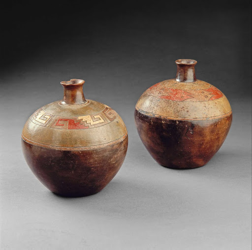 Ceramic ceremonial vessel with incised and painted zoomorphic designs (right) ML010415 - Paracas style