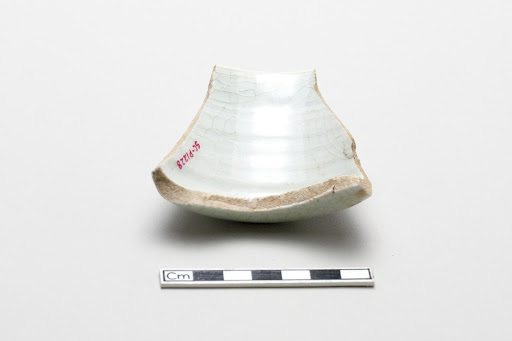 Low cylindrical bowl, fragment