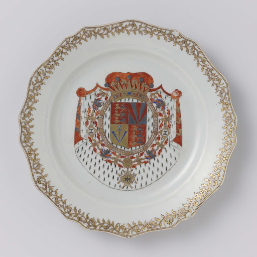 Plate with a crowned coat of arms and a foliate scroll - Anonymous