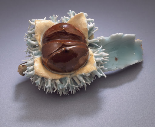 Incense Box (kōgō) in the Form of a Chestnut - Unknown