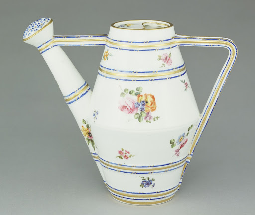 Watering Can (arrosoir, deuxième grandeur) - Painted by Bardet, Vincennes Porcelain Manufactory