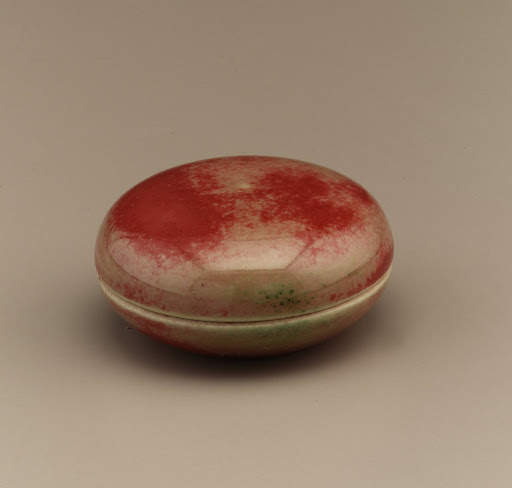 Seal-paste box with "peach bloom" copper-red glaze