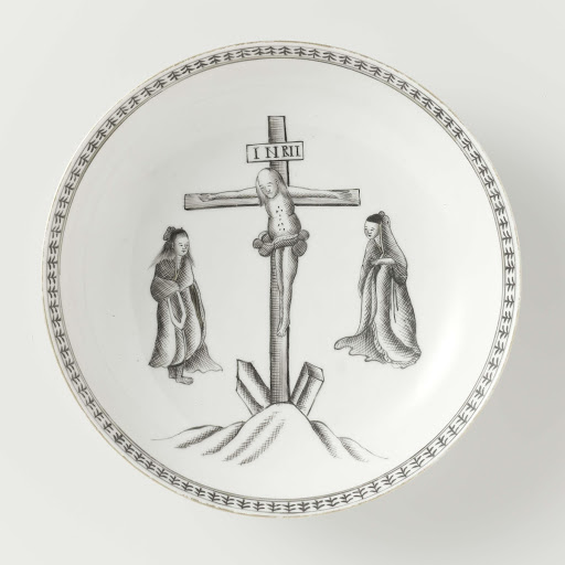 Saucer-dish tray with a crucifixion scene - Anonymous