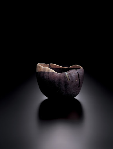 Black Raku Tea Bowl, yakinuki type, called KEISHU - Raku Kichizaemon