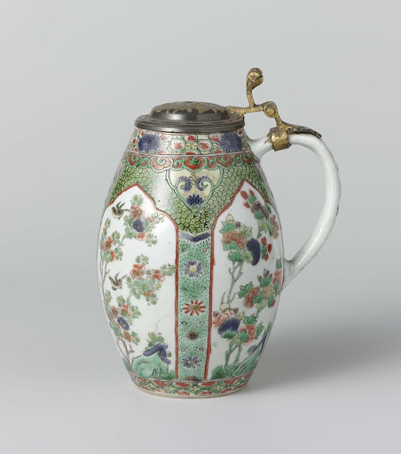 Tankard with flower sprays in panel decoration and cover of tin - Anonymous,