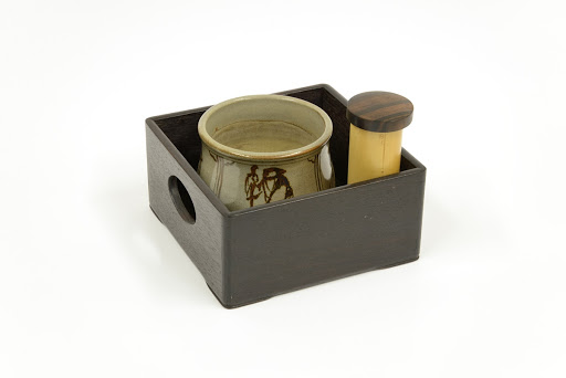 Tabako bon - Ceramic container by Kinkozan Sobei Kiln