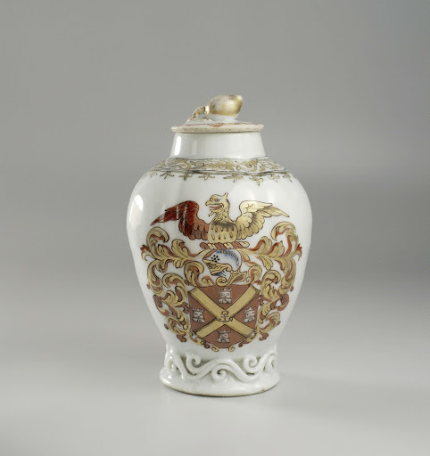 Tea caddy with the arms of the De Neufville family - Anonymous