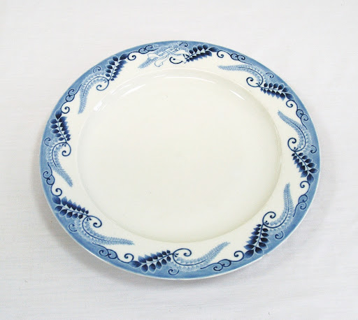 Large plate with wisteria design, 
 blue and white - Arita ware, KORANSHA