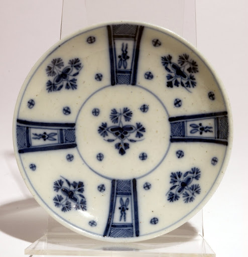 Saucer, c.1680-90 - Rouen Porcelain
