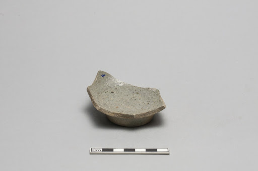 Base of bowl with footrim