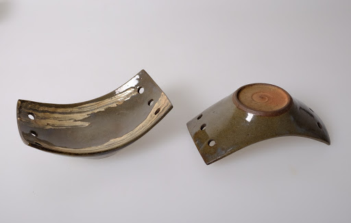 Boat-shaped plates with brush design, Yatsushiro Ware