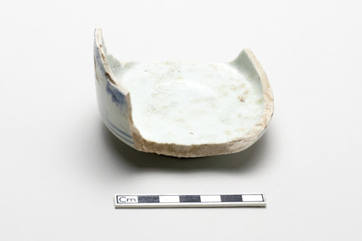 Cylindrical bowl, fragment