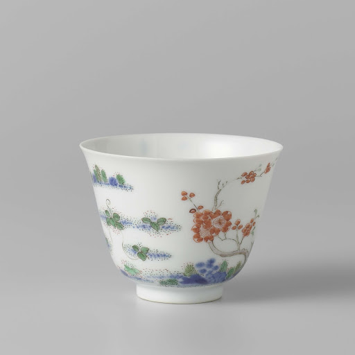 Month cup from the second month with a apricot tree and a poem - Anonymous