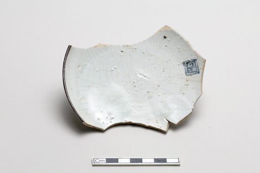Plate, base fragment