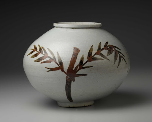 JAR, Porcelain with underglaze iron-painted bamboo design - unknown