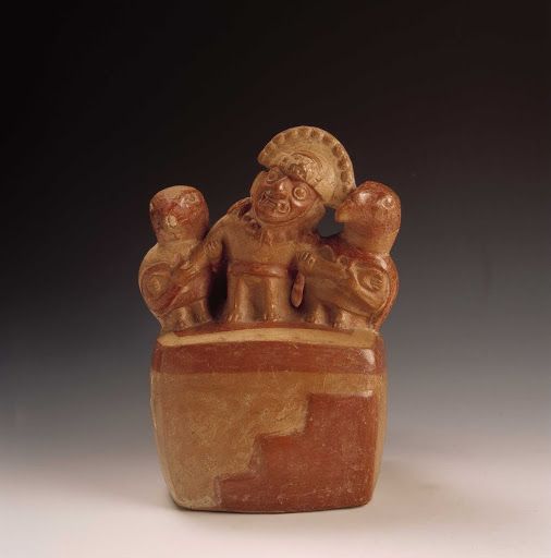 Sculptural ceramic ceremonial vessel that represents an episode of the battles of Ai Apaec, mythological hero of the Moche ML002968 - Moche style