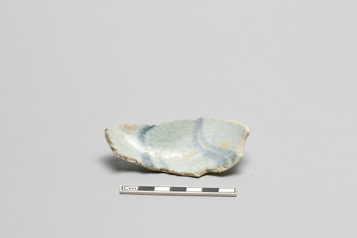 Small plate (fragment)