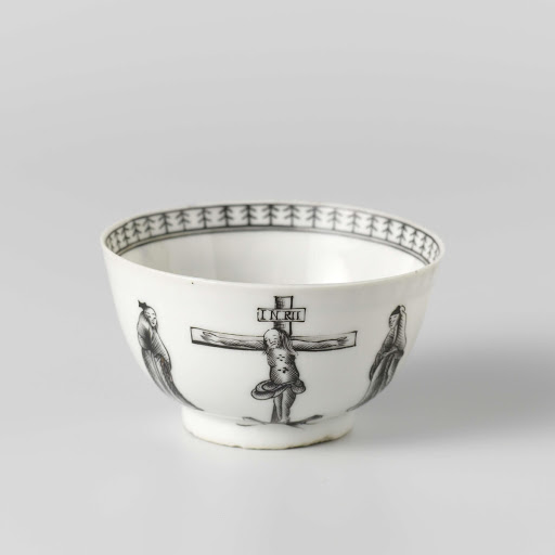 Cup with a crucifixion scene - Anonymous