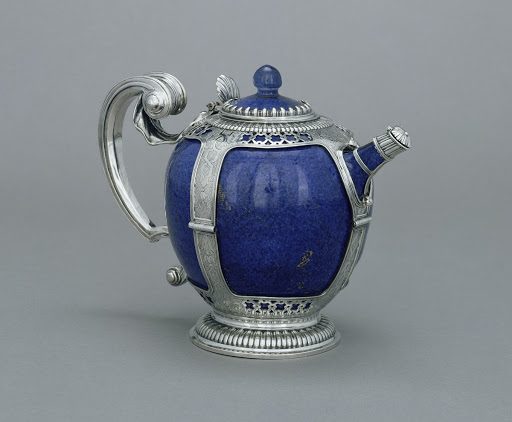 Mounted teapot - Unknown