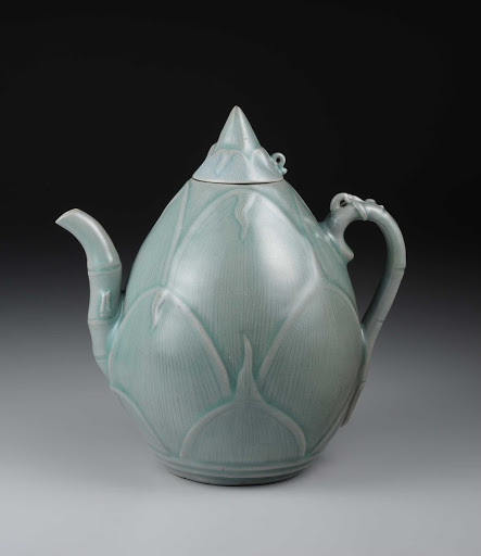 BAMBOO SPROUT-SHAPED EWER, Celadon with carved and incised design - unknown