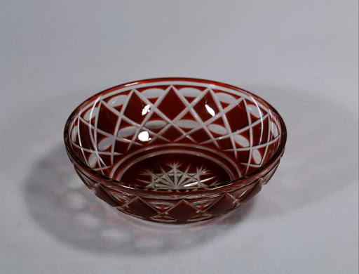Red Cased Glass Bowl with Cut Design - Miyagaki Hidejiro