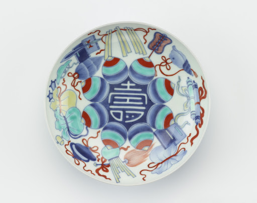 Nabeshima ware dish in seven-sun size