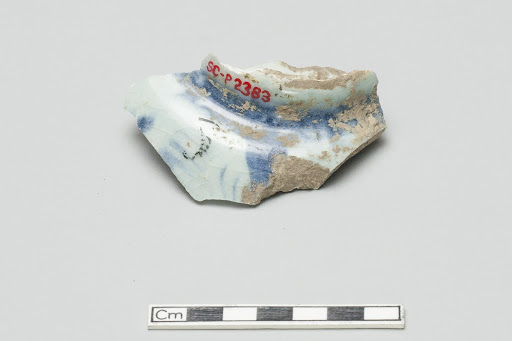 Base fragment of a blue and white dish