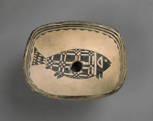 Rectangular Bowl with a Fish - Mimbres