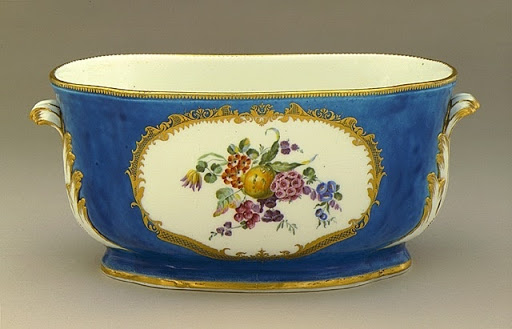 Flower Vase - Vincennes Porcelain