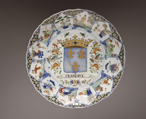 Saucer-dish with the arms of France - Anonymous